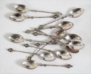 Kaffeskedar i silver 12st, renässans-stil, 1900-tal