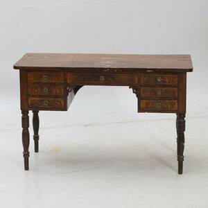 SKRIVBORD, 1800-tal, fem lådor. Originalmålat.