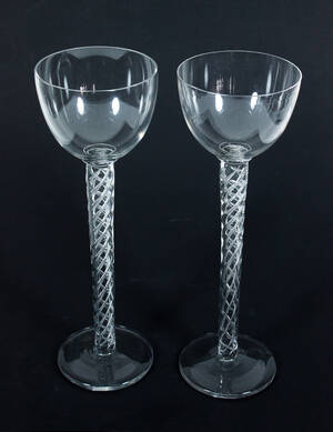 Vaser kristall, klarglas, snurrat glas, höjd 44,5 cm, okänd tillverkare2