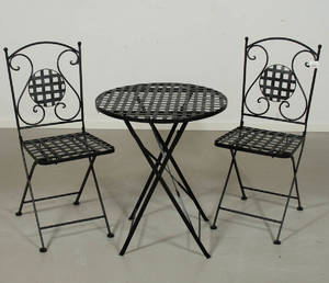 Bord med 1 par stolar