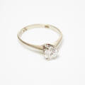 Ring 18 k vitguld diamant