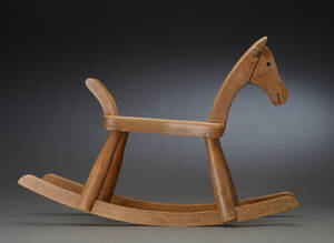 Kay Bojesen. Gyngehest af bøgetræ