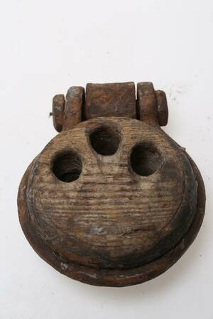 JUNGFRU. Dead Eyes 1800-tal.