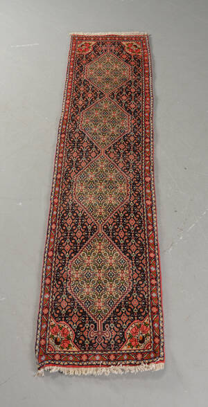 Persisk Senneh løber. 58 x 240 cm. 