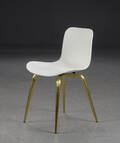 Rune Krøjgaard  Knut Bendik Humlevik for NORR11. Stol model Langue Avantgarde Dining Chair, hvid plast