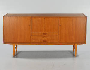 SIDEBOARD