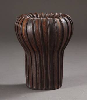 Arne Bang. Vase af stentøj.