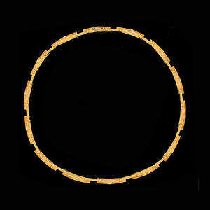 COLLIER