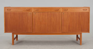 SIDEBOARD