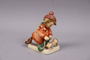 Goebel, Hummel, figurin 424, Shlaf gutSleep tight