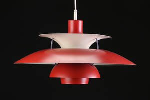 Poul Henningsen. PH-5 pendel rød