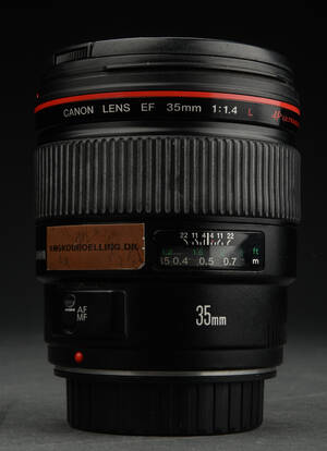 Canon EF 35 mm. f. 11,4 objektiv.