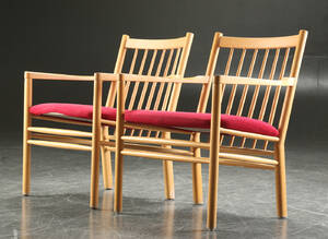 Erik Ole Jørgensen. Par hvilestole, model J147 2