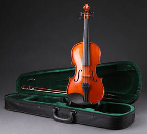 Jacobson. 34 violin med bue