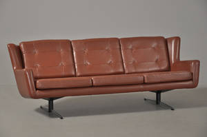 3-pers.sofa med brunt læder og med shakerben, ca. 1960-1970