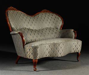 Soffa, nyrokokostil, 1900-talets mitt
