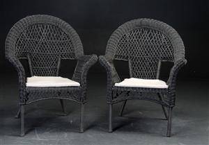 To havestole af polyrattan.