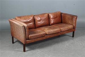 Dansk møbelproducent. Tre-pers. sofa, læder