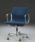 Charles  Ray Eames, kontorstol, model EA 117