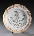 Royal Copenhagen. Flora Danica, dyb tallerken 