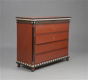 Almuebemalet Louis XVI kommode