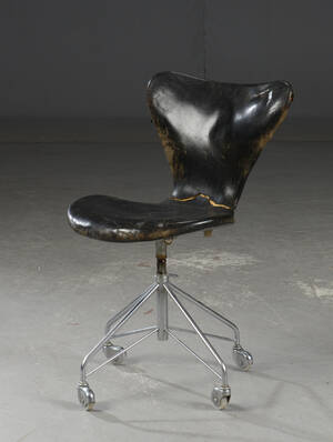 Arne Jacobsen. Kontorstol, Syveren, model 3107