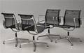 Charles Eames. Sæt på fire stole, model EA-108  næt-væv 4 
