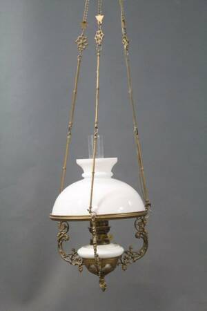 Fotogenlampa med indragen el