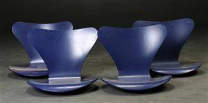 Arne Jacobsen. Fire løse sæder, model 3107 4