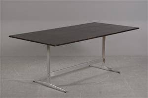 Arne Jacobsen  Piet Hein. Shakerbord med fineret bordplade 