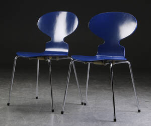 Arne Jacobsen. To stole, Myren, model 3101 2