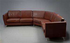 Damhus møbler. Hjørnesofa, rødbrunt læder.