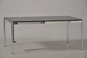 USM Haller. Arbejdsbord skrivebord