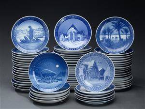 Kgl. Porcelæn samt Bing  Grøndahl. Samling juleplatter 68