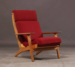 H. J. Wegner. Højrygget lænestol, model GE290, egetræ  Denne vare er sat til omsalg under nyt varenummer 4394712