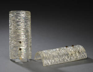 Par væglamper af glas. 2