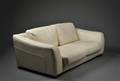 Incanto. To-pers sofa, hvidt læder