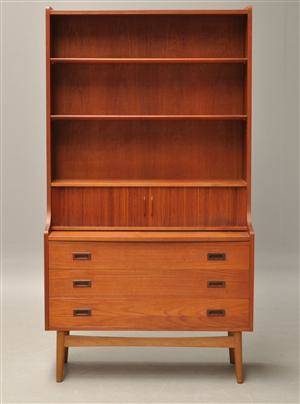 Reol af teaktræ, 1950erne, Nexø Møbelfabrik   
