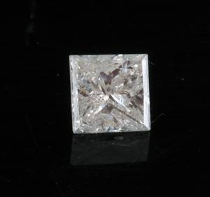 Loose princess cut diamond 0.37 ct