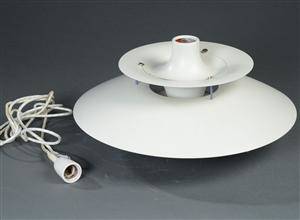 Poul Henningsen. PH5 pendel, hvid