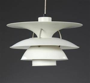 Poul Henningsen. Charlottenborg hvidlakeret pendel