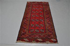 Afghansk tæppe. 110 x 225 cm. 