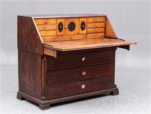 Chatol af bejdset eg