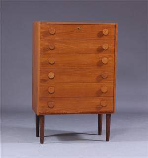 Dansk møbelproducent. Kommode, teaktræ
