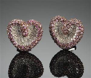 Safir- diamantørestikker. 2 