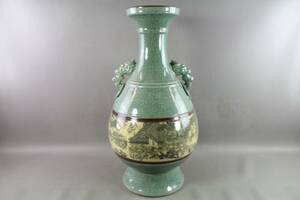 Golvvas med asiatiskt motiv