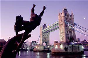 8-tägige Kreuzfahrt mit der MS ASTOR Westeuropa  Flusspassagen in einer 2-Bett-Außen Kabine für 2 Personen ab  bis Bremerhaven Reisetermin 29.09. - 06.10.2015