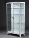 Vitrine-tandlægeskab, metal og glas, ca. 1950erne