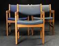 Hans J. Wegner. Tre armstole af egetræ 3