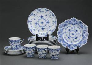 Kgl. P. Musselmalet helblonde, kaffeservice af porcelæn 17